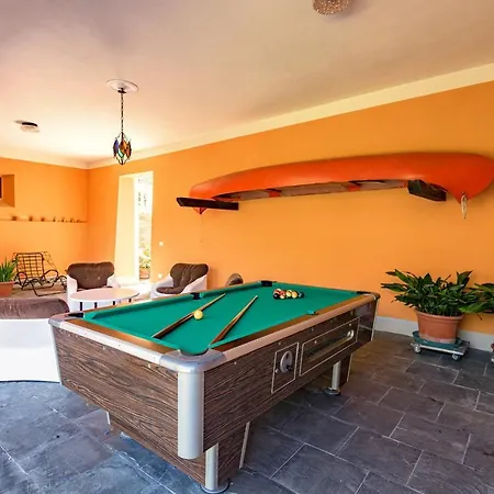 Appartement In Riva Al Di Iseo Dependance Primo Piano *