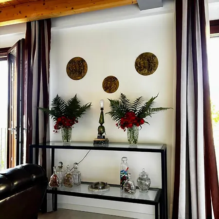 In Riva Al Di Iseo Dependance Primo Piano Apartman