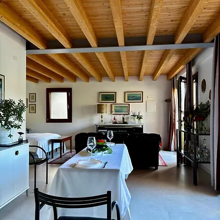 Apartman In Riva Al Di Iseo Dependance Primo Piano
