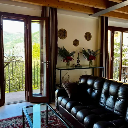 In Riva Al Di Iseo Dependance Primo Piano Apartman *
